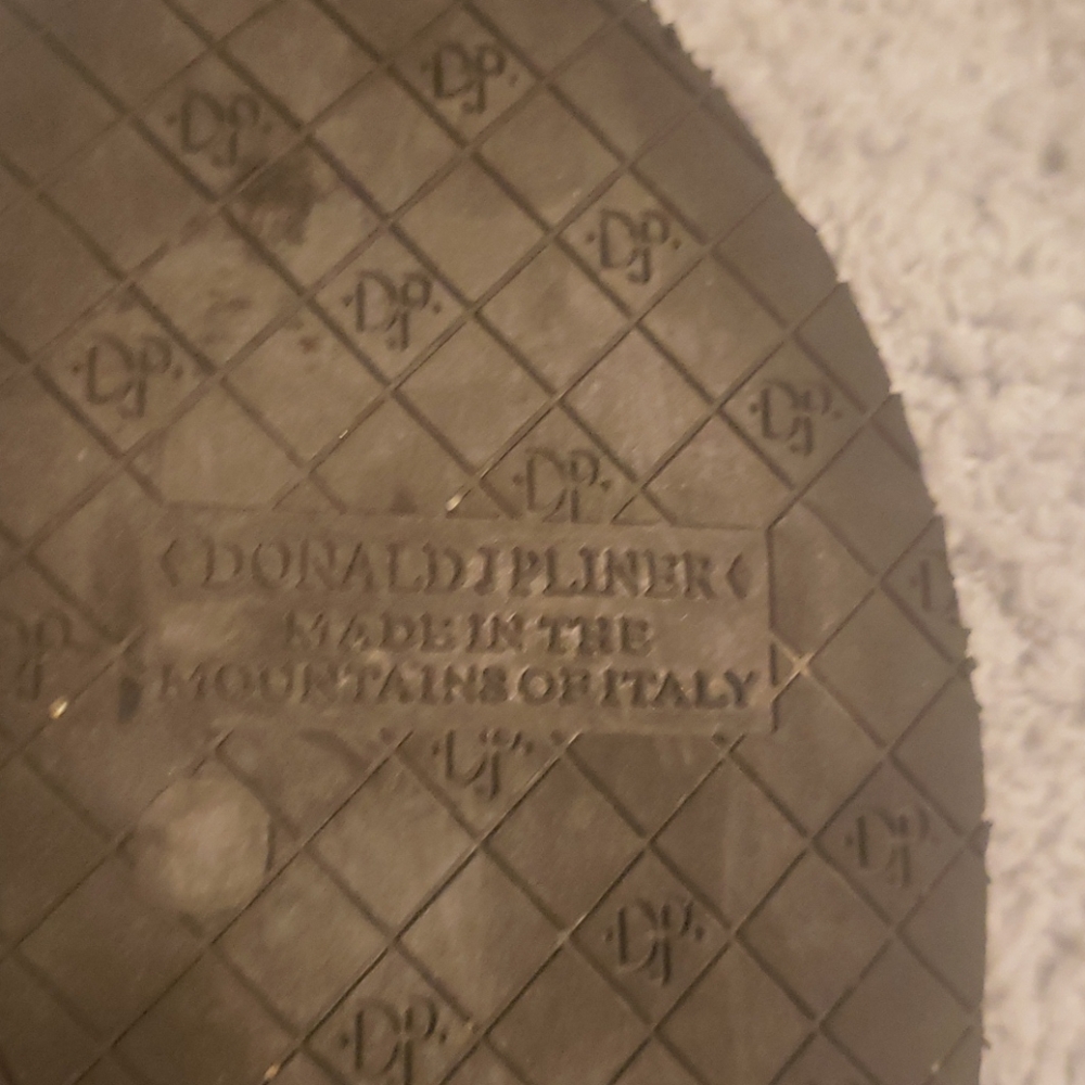 Donald pliner - Picture 2 of 6